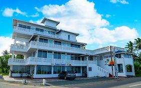 Hikka Ocean Resort