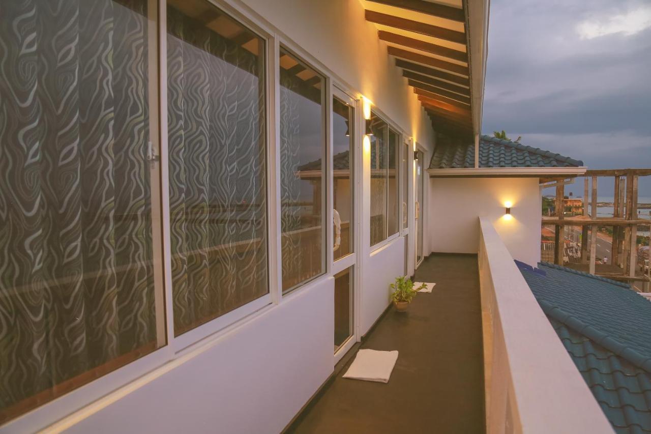 Hikka Ocean Resort Хиккадува Экстерьер фото