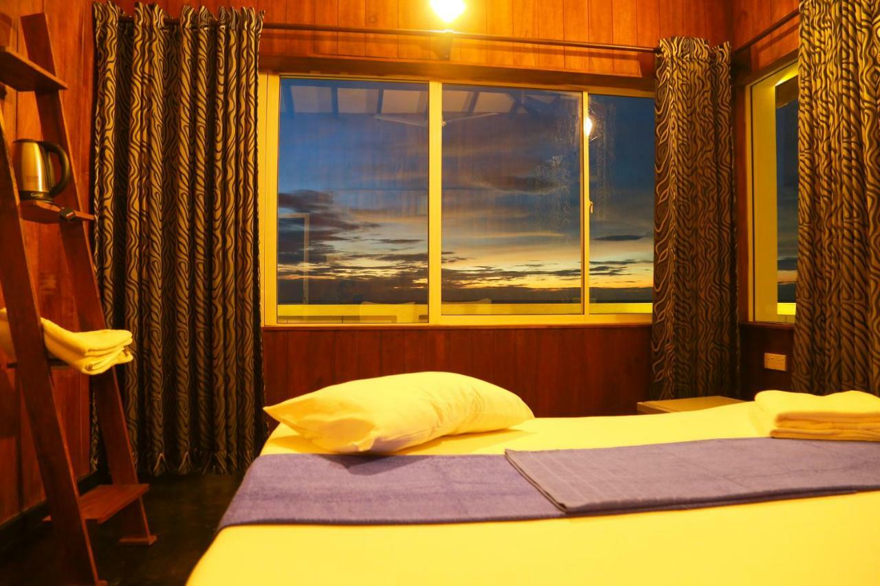 Hikka Ocean Resort Хиккадува Экстерьер фото